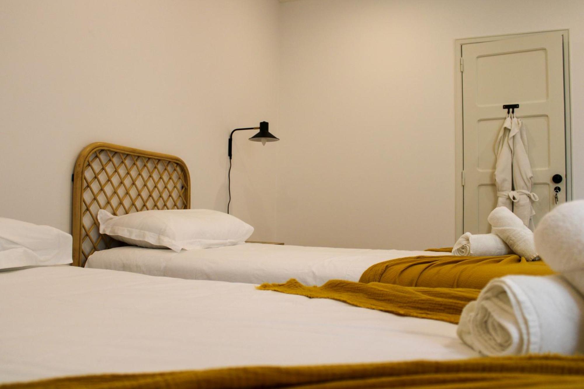 Casa Dos Cucos Hostel Ericeira Ngoại thất bức ảnh