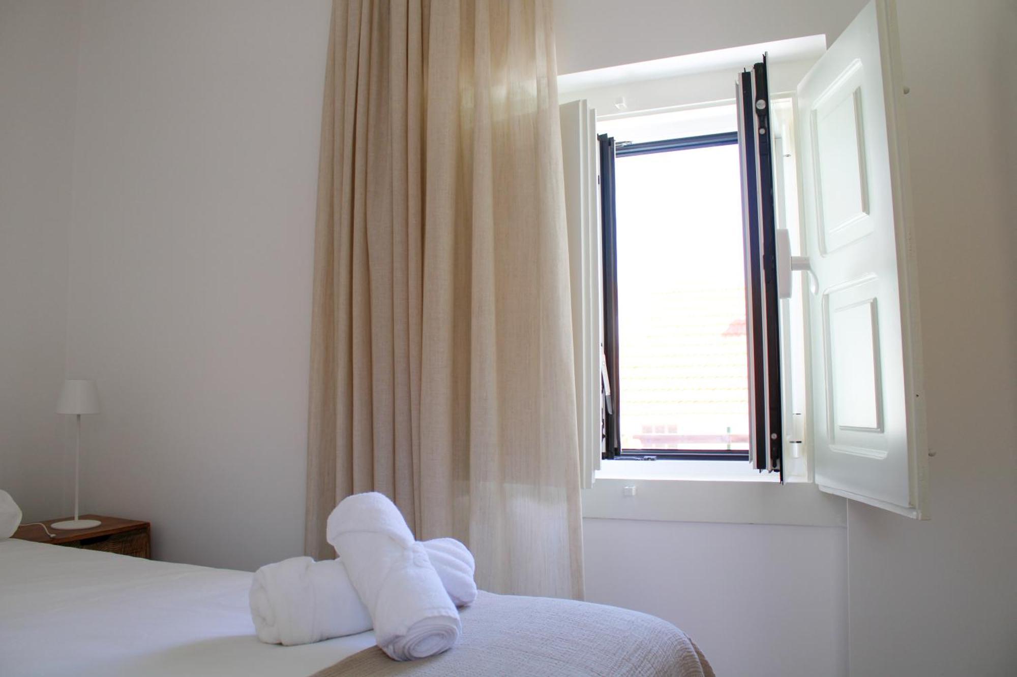 Casa Dos Cucos Hostel Ericeira Ngoại thất bức ảnh