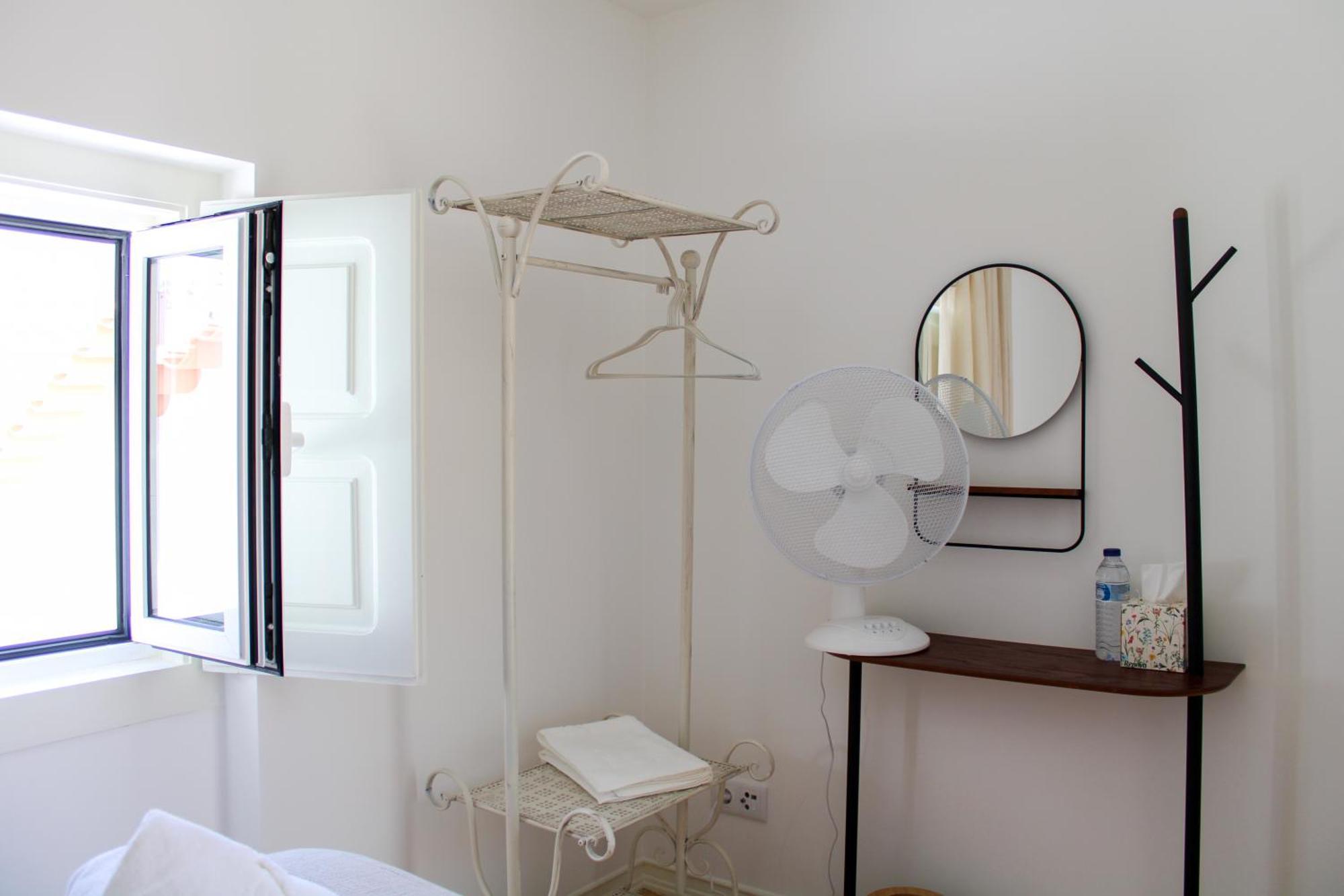 Casa Dos Cucos Hostel Ericeira Ngoại thất bức ảnh